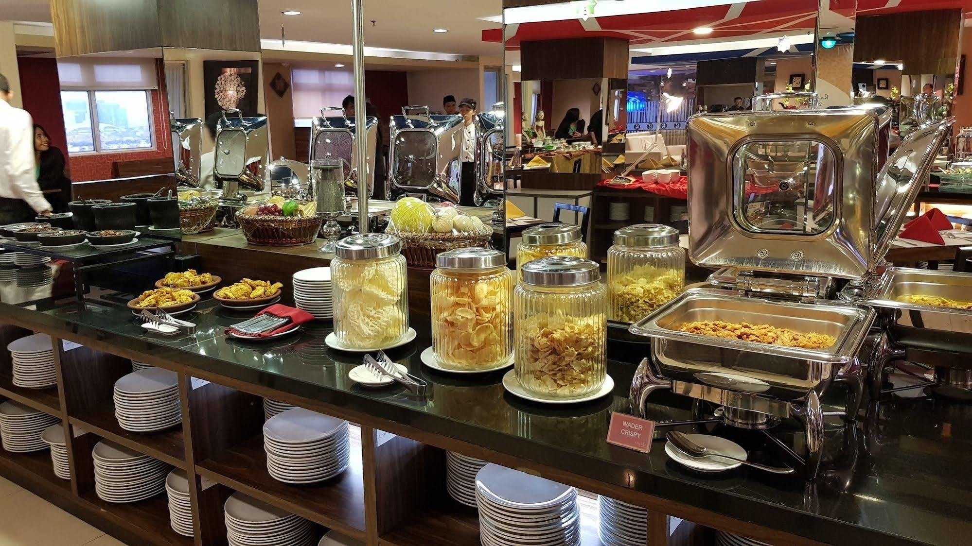 Gunawangsa Manyar Hotel Surabaya